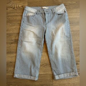 Levi’s Striped Cropped Jeans